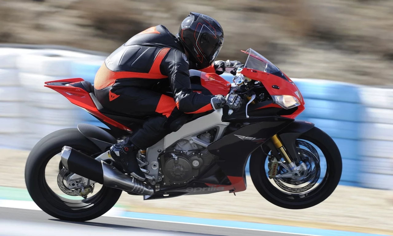 ohlins, авто, байк, автомобили, RSV4, brembo, Aprilia, машины, спорт