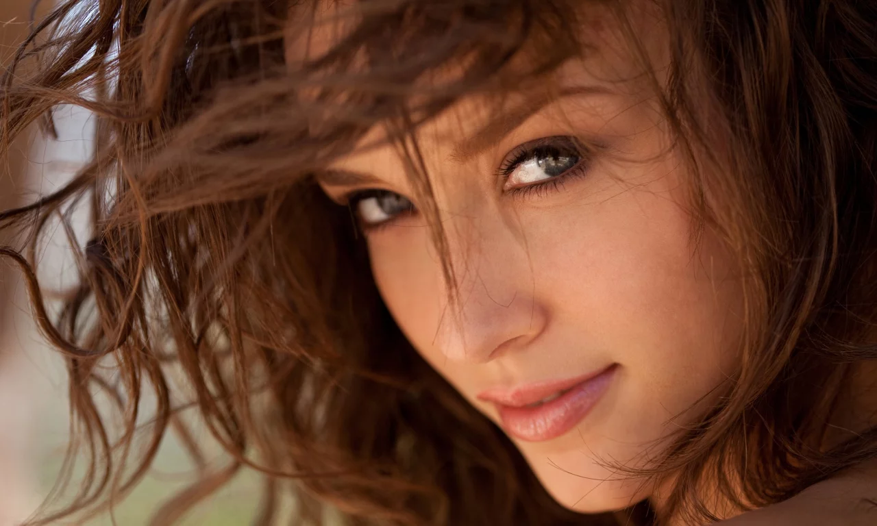 губы, malena morgan, красивая, девушка, волосы, девушки, лицо, взгляд, девушка