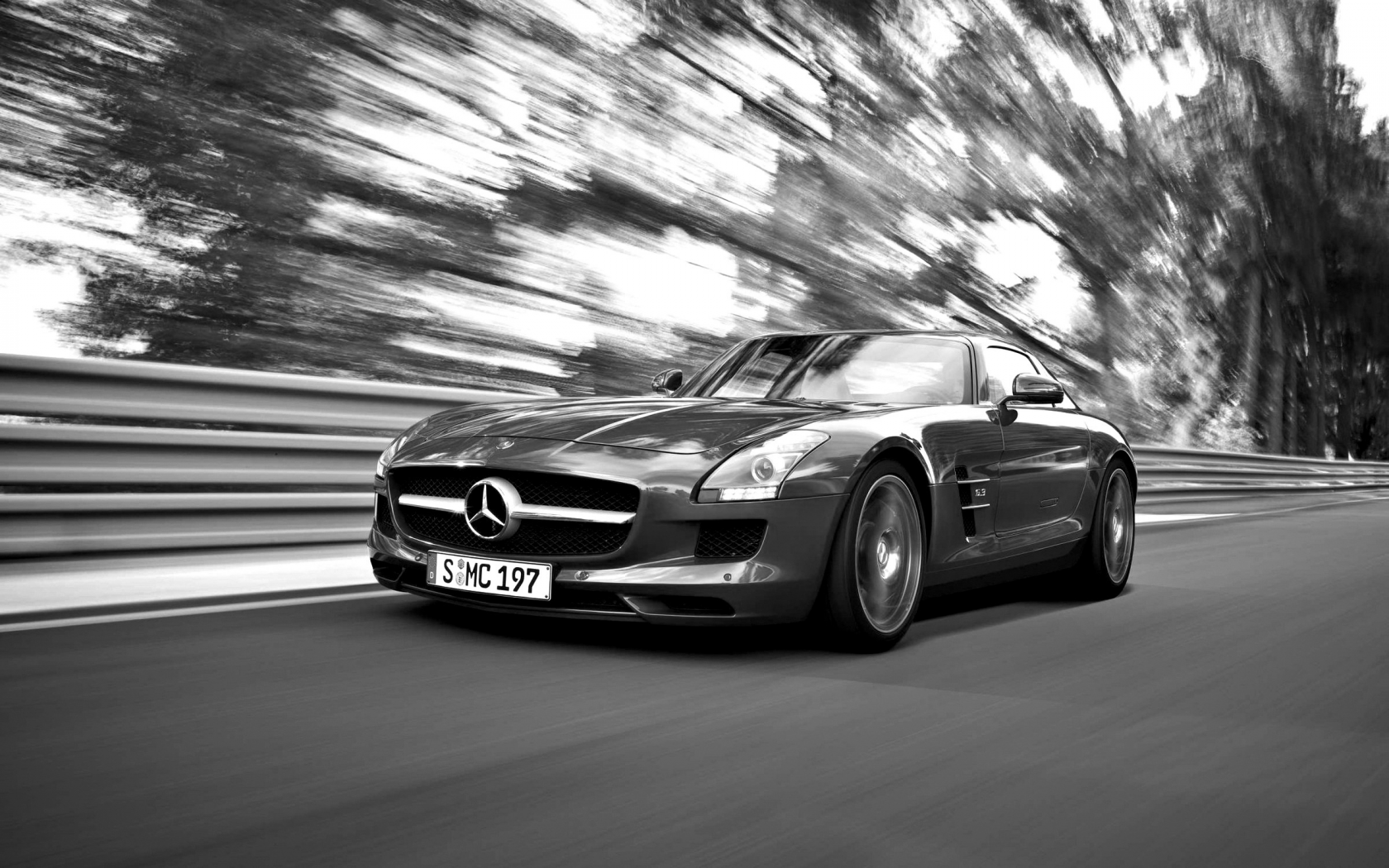 Мерседес SLS AMG скорость