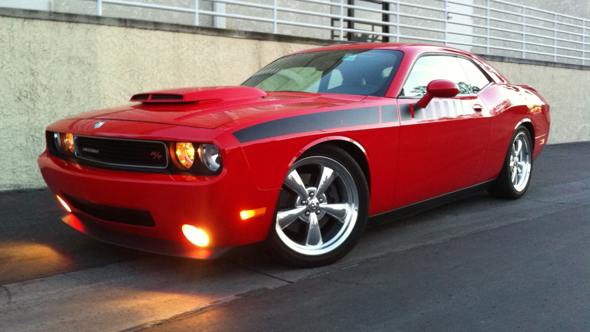 dodge challenger 2010