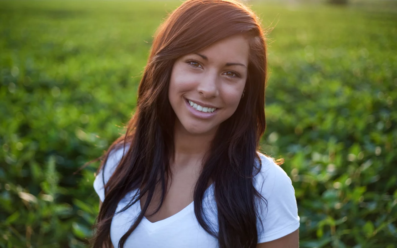 alicia marie, брюнетка, улыбка, девушка