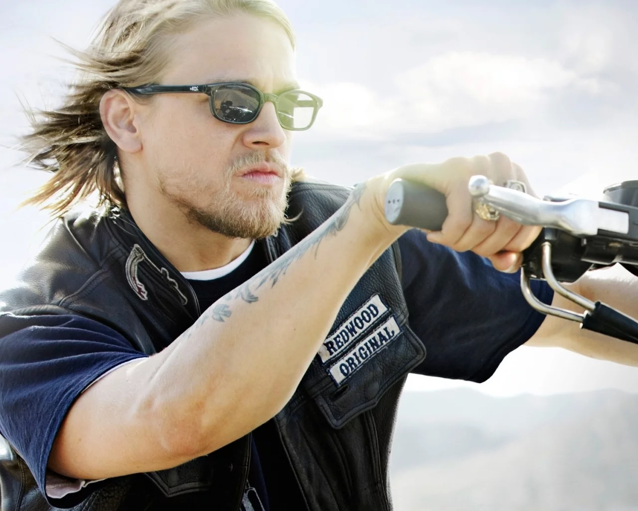 charlie hunnam, sons of anarchy, сыны анархии