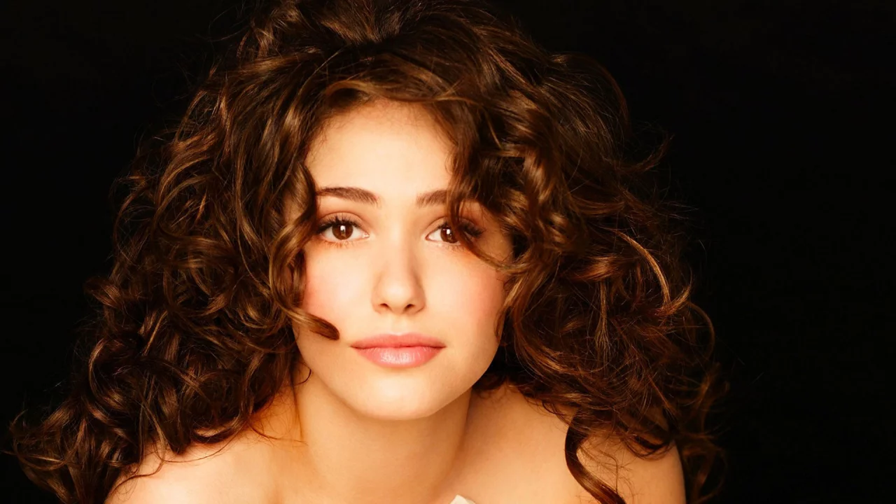 брюнетка, emmy rossum, симпатичная, девушка