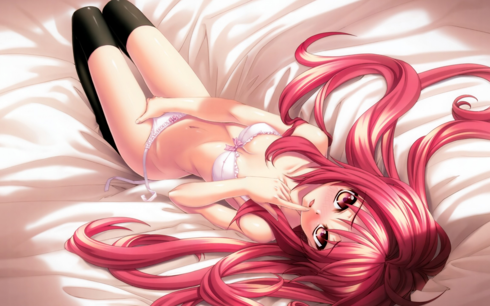 Картинка на рабочий стол beds, anime, трусики, pink hair, long hair,  длинные волосы, бюстгальтер, аниме, кровати, розовые волосы, чулки,  panties, маленькие сиськи, stockings, аниме девушки, anime girls, bra,  small boobs 1920 x