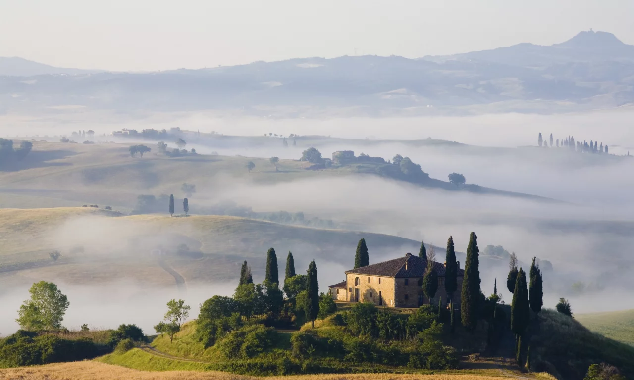 природа, Утро, пейзаж, поля, туман, дома, toscana, холмы