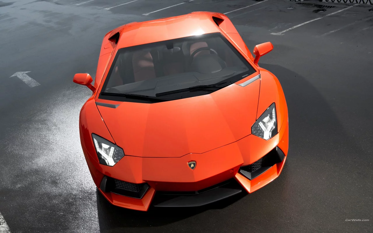 Lamborghini, Lamborghini Aventador