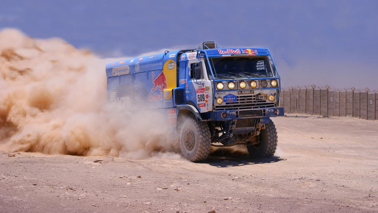 Kamaz, rally, грузовик, первый, пыль, камаз, dakar, соревнования