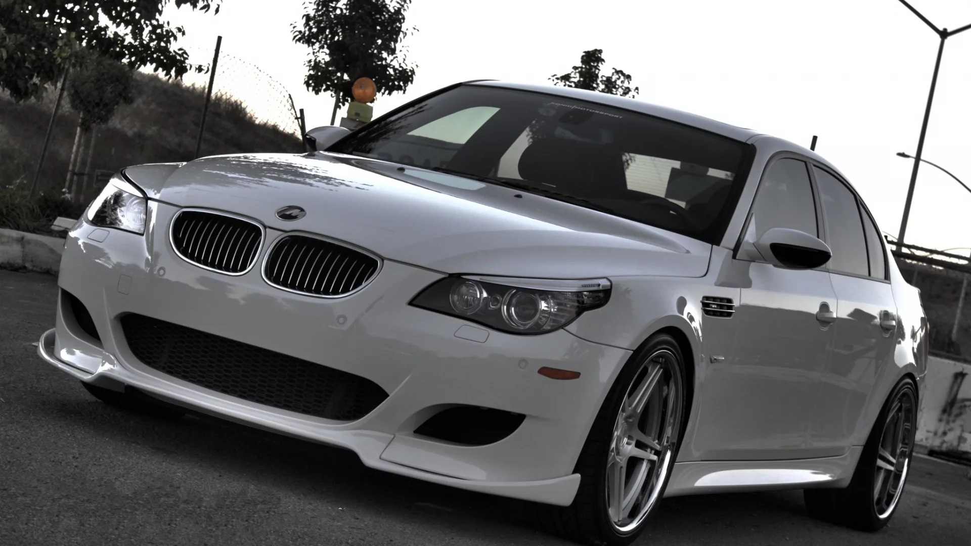 дорога, m5, evwning, white, седан, бмв, вид спереди, белый, Bmw, e60