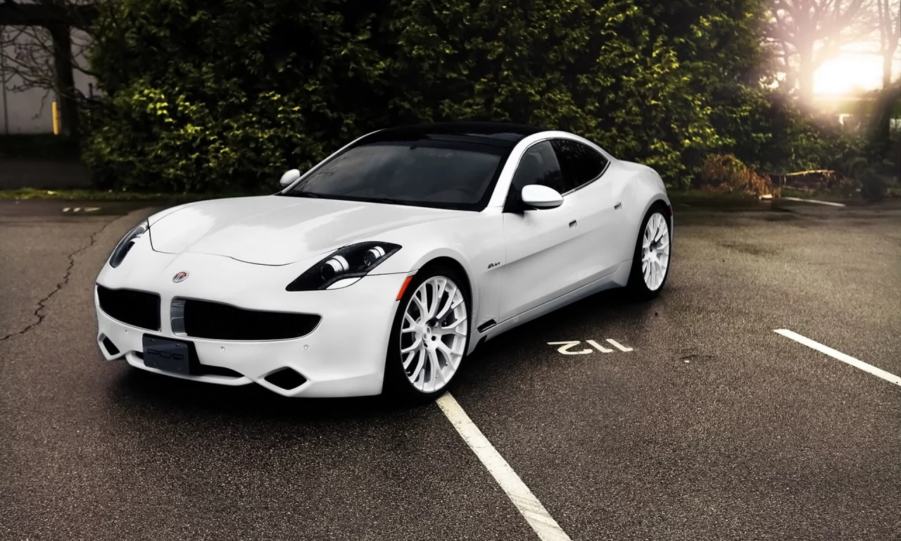 белый, автомобиль, Fisker karma, парковка, суперкар, фискер