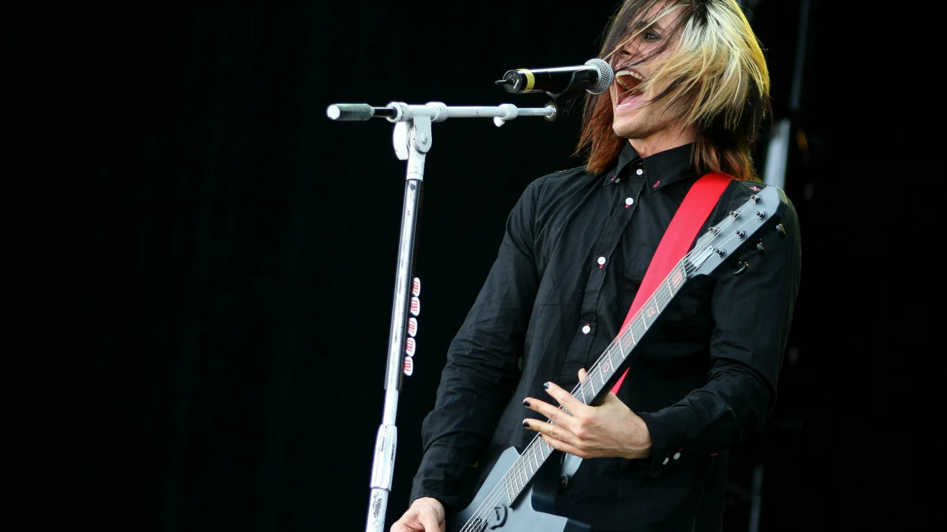джаред лето, концерт, гитара, 30 seconds to mars, jared leto
