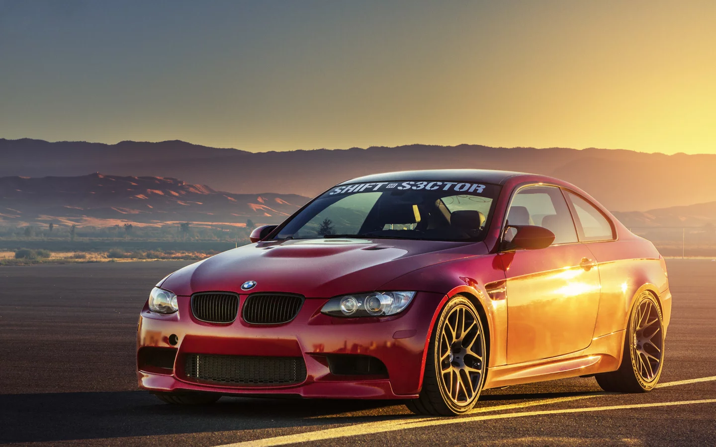 взлетно-посадочная полоса, e92, bmw, m3, front, красная, red, бмв