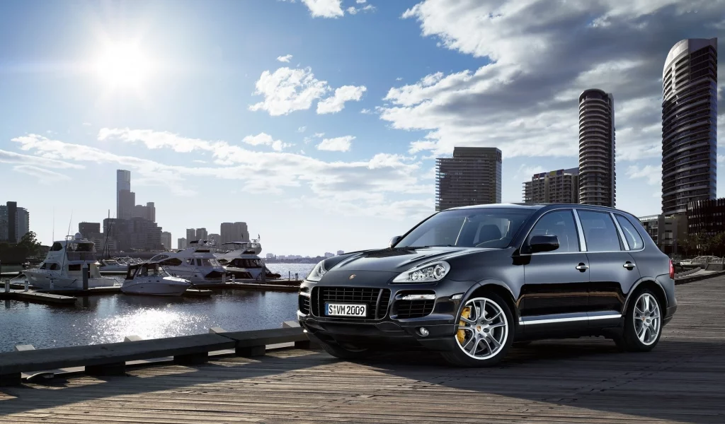 обои, лодки, cayenne, porsche, город