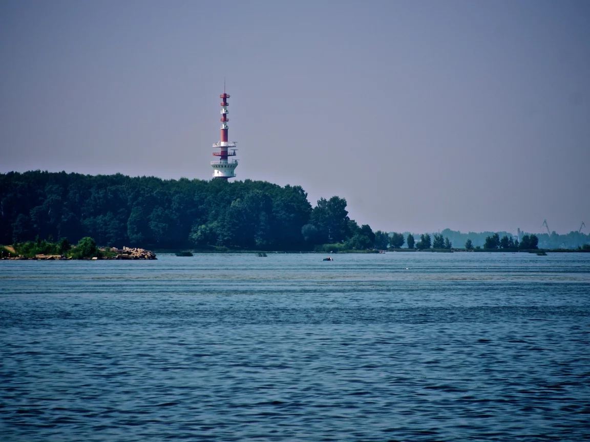 маяк, море, петергоф