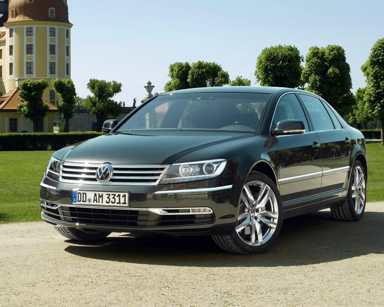 представительский класс, volkswagen, v8 long, фольксваген, аллея, хром, особняк, седан, фаетон, phaeton