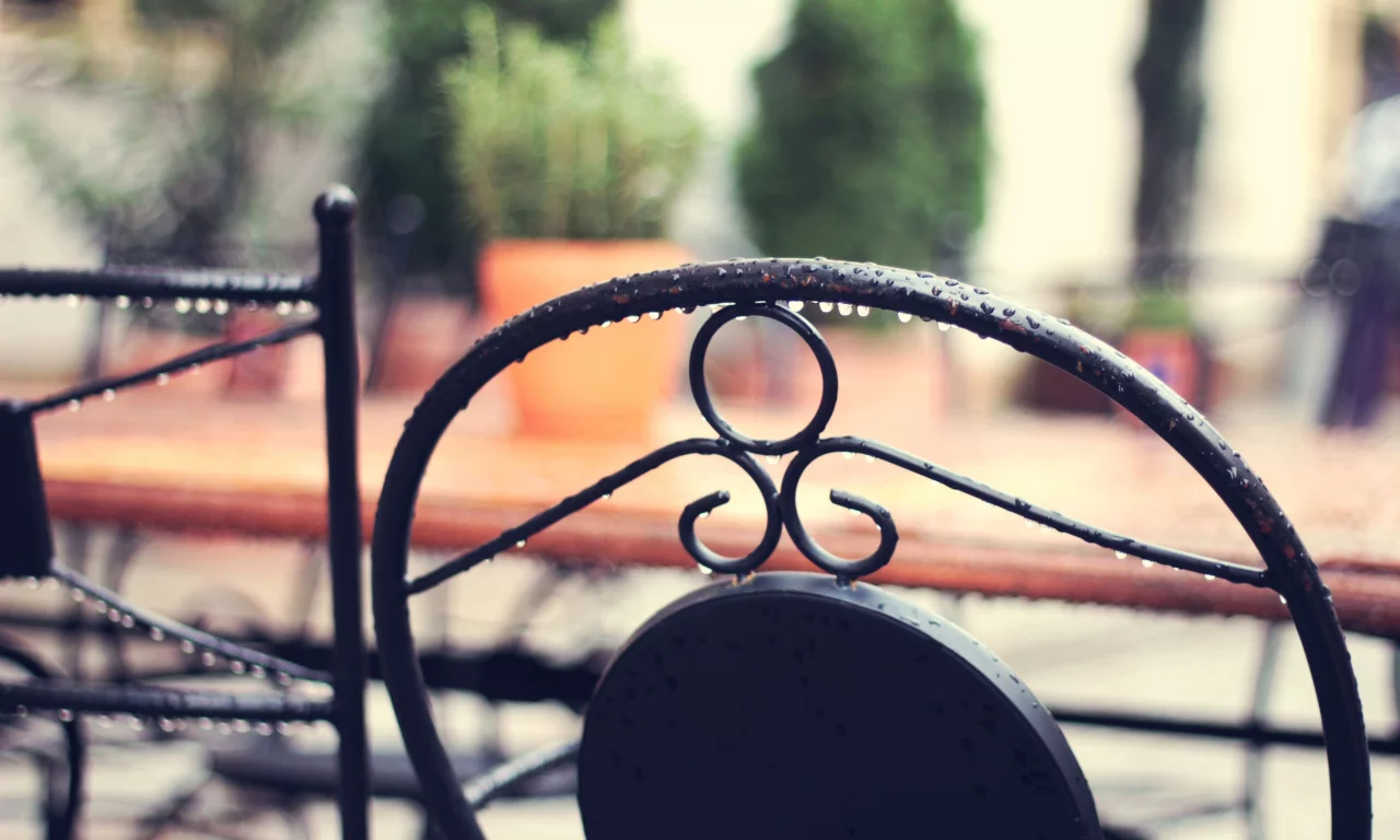 chair, стул, день, rainy day, капли, эффект, дождливый, tilt-shift, город
