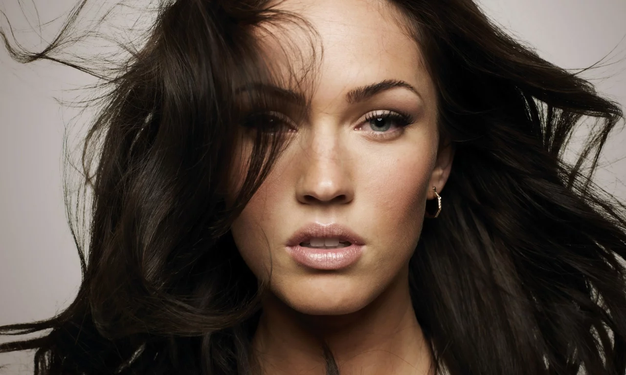 волосы, глаза, лицо, взгляд, megan fox, меган фокс, губы, серьги