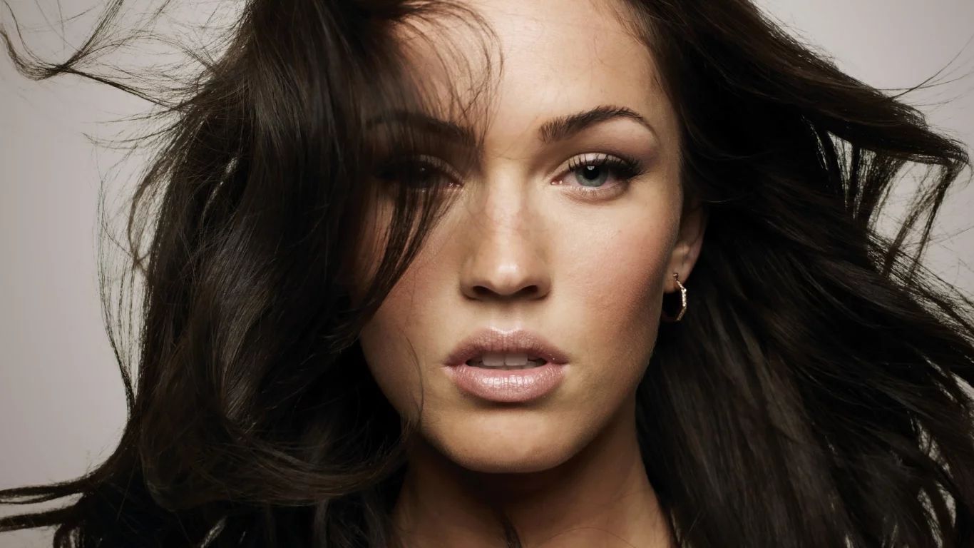 волосы, глаза, лицо, взгляд, megan fox, меган фокс, губы, серьги