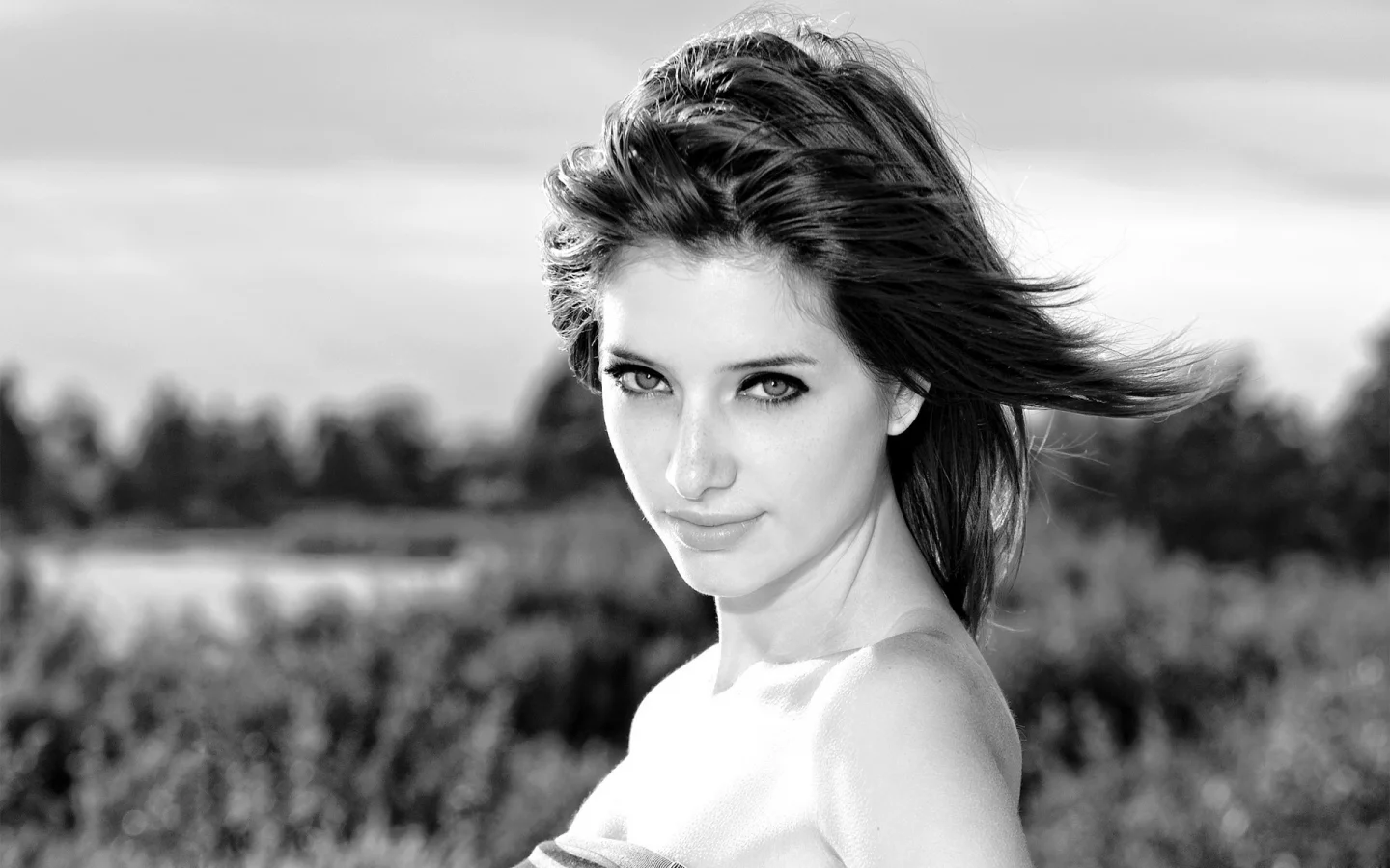 взгляд, susan coffey, сьюзан коффи, брюнетка, wonderful girl, чб