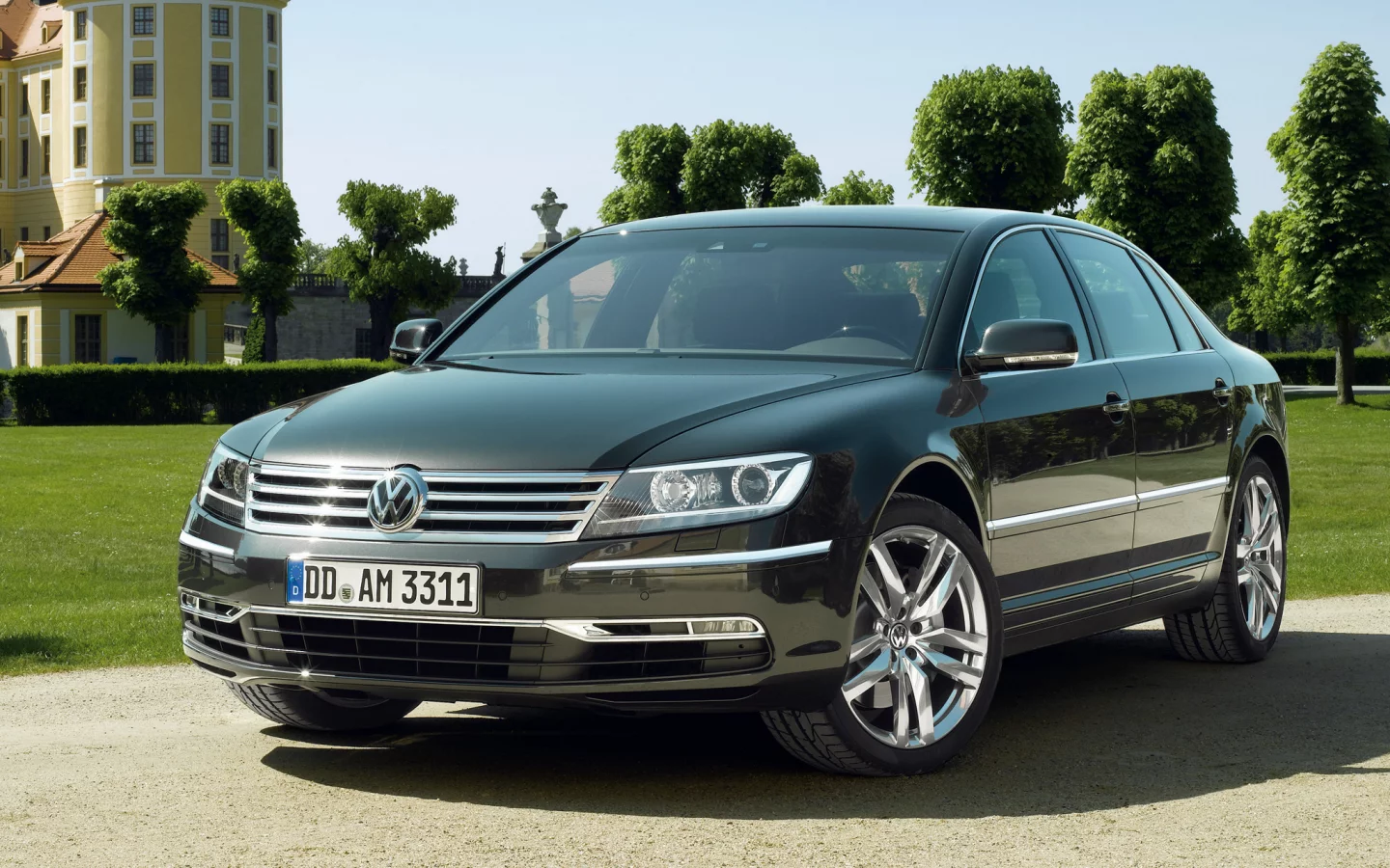 представительский класс, volkswagen, v8 long, фольксваген, аллея, хром, особняк, седан, фаетон, phaeton