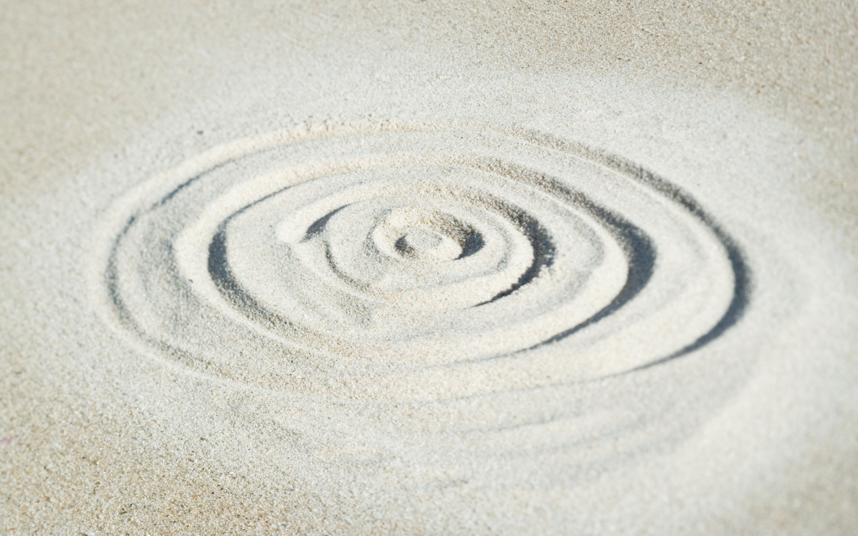 Узор круги на песке