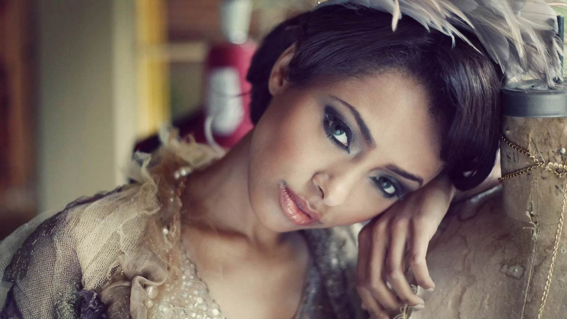 katerina graham, рука, катерина грэхэм, знаменитость, макро, настроение, губы, лицо, макияж, прическа
