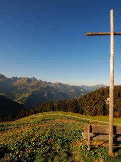 лето, горы, скамья, крест