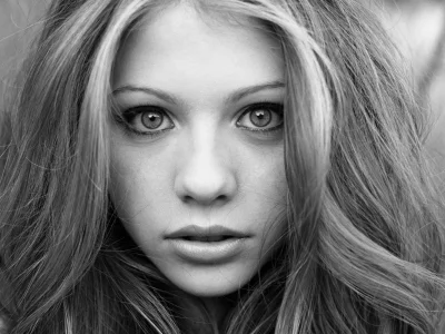 губы, trachtenberg, чб, мишель, черно, лицо, michelle, трэчтенберг, белая, портрет, взгляд, милая, глаза