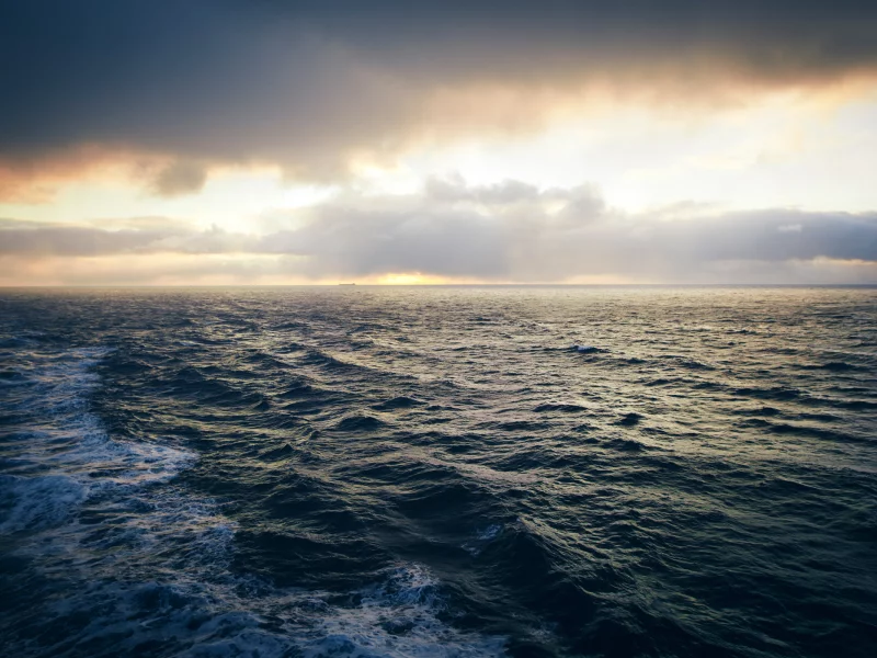 ocean, небо, солнце, sky, море, природа, landscape, вода, nature, волны, 2560x1600, пейзаж, свет, облака, water, waves, clouds, океан, sea, sunlight