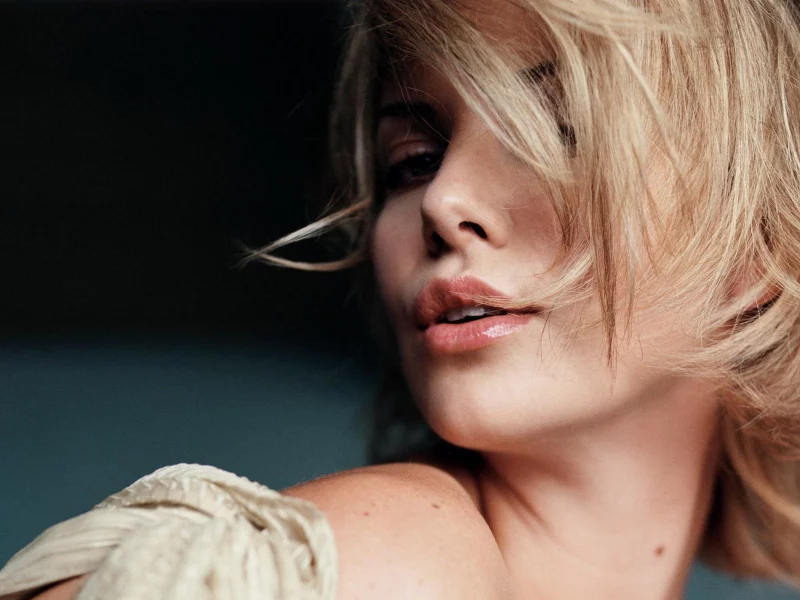 губы, charlize theron, шарлиз терон, блондинка, актриса, волосы, пряди, лицо