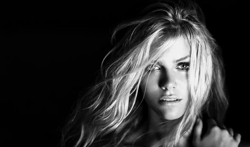 лицо, brooklyn decker, блондинка, черно-белый, волосы