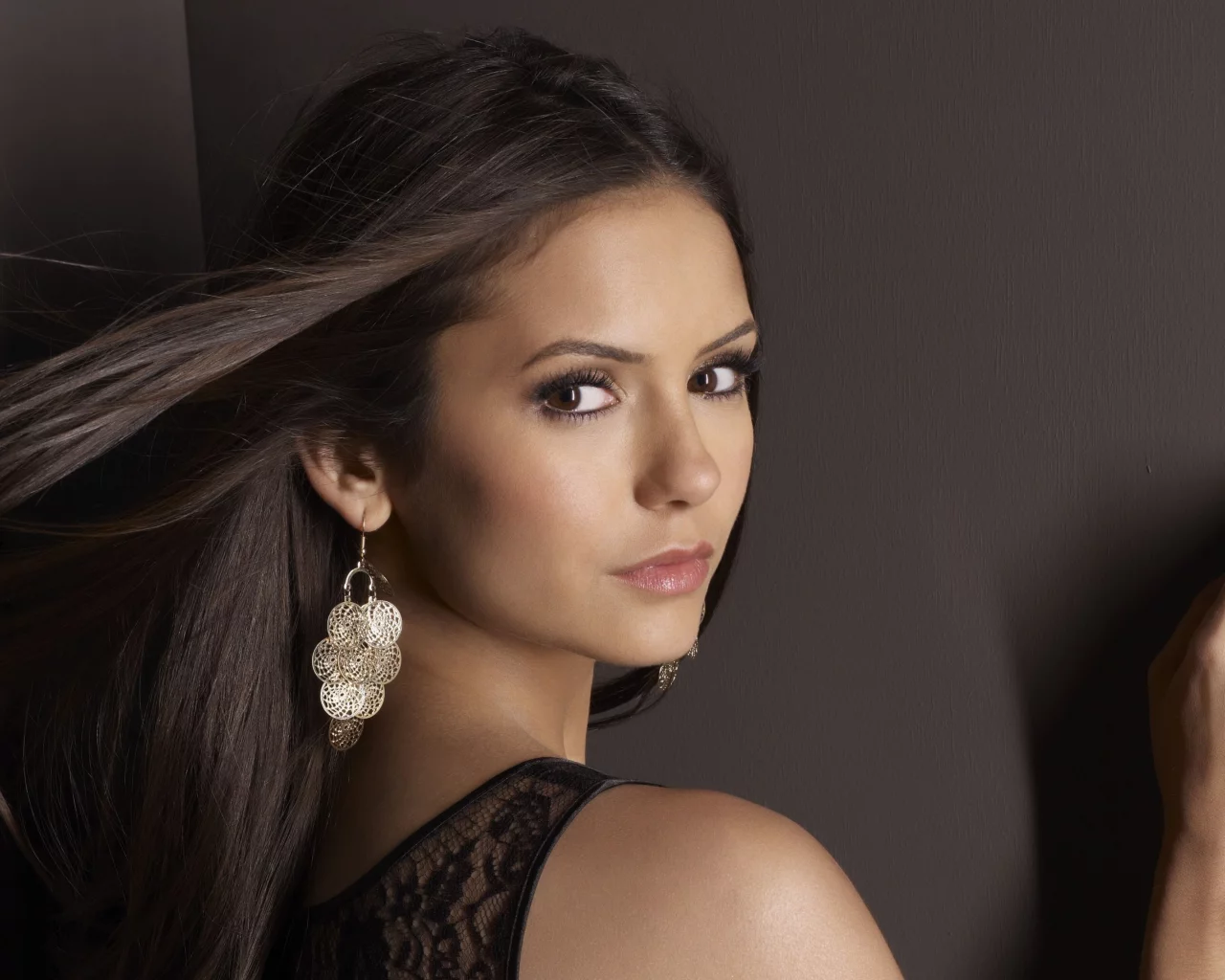 нина добрев, дневники вампира, елена, актриса, elena, the vampire diaries, nina dobrev