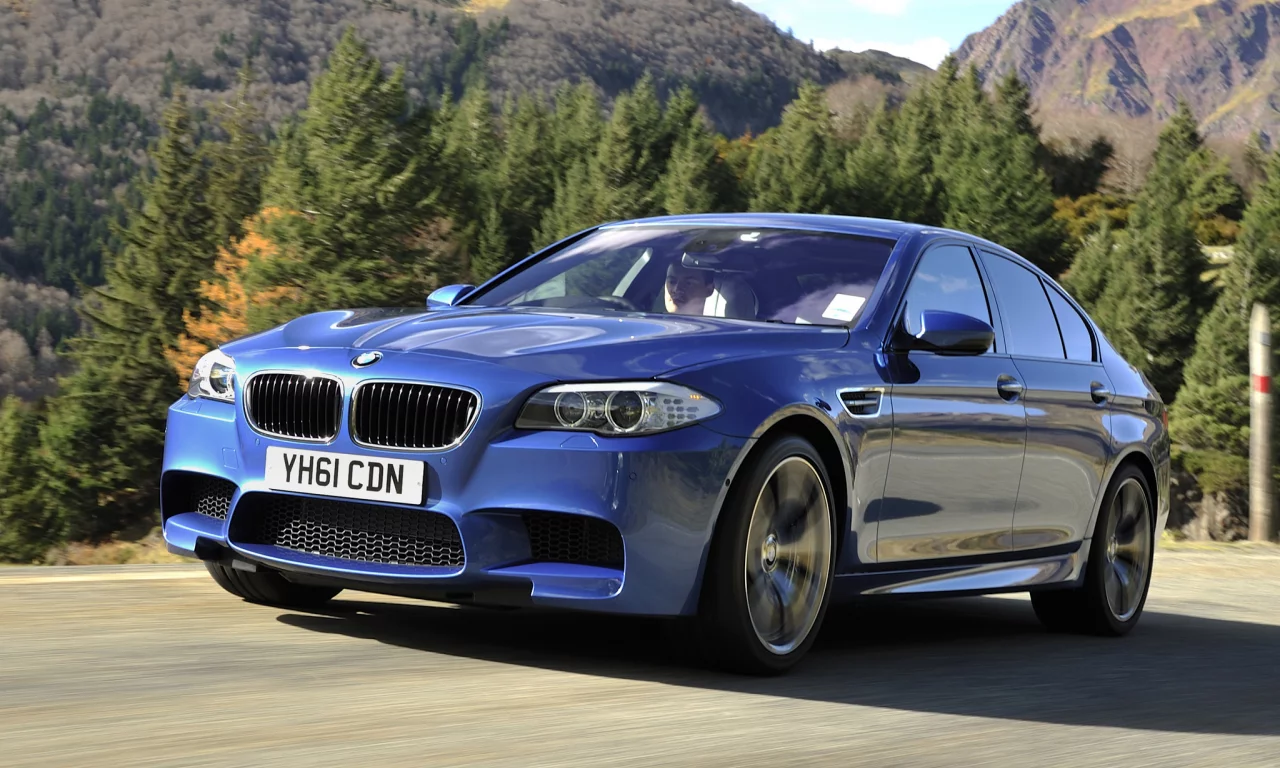 суперседан, дорога, синий, лес, скорость, m5, горы, м5, бмв, bmw, передок