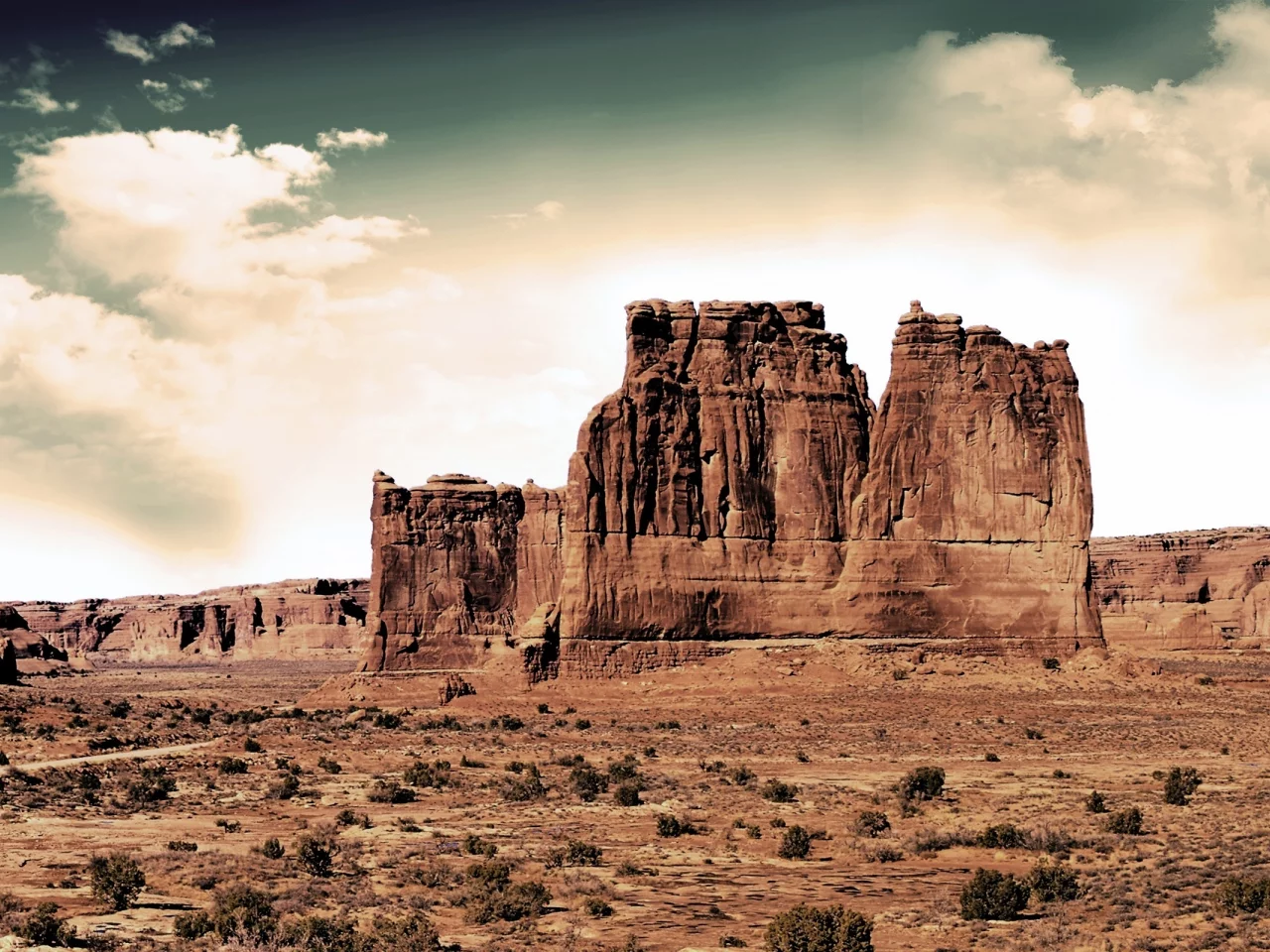 landscape, sky, пейзаж, desert, небо, clouds, nature, облака, пустыня, 2560x1600, природа