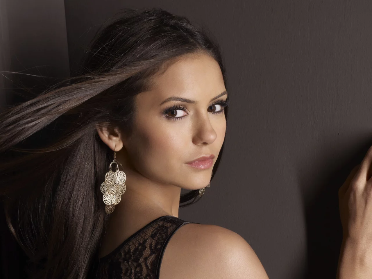 нина добрев, дневники вампира, елена, актриса, elena, the vampire diaries, nina dobrev