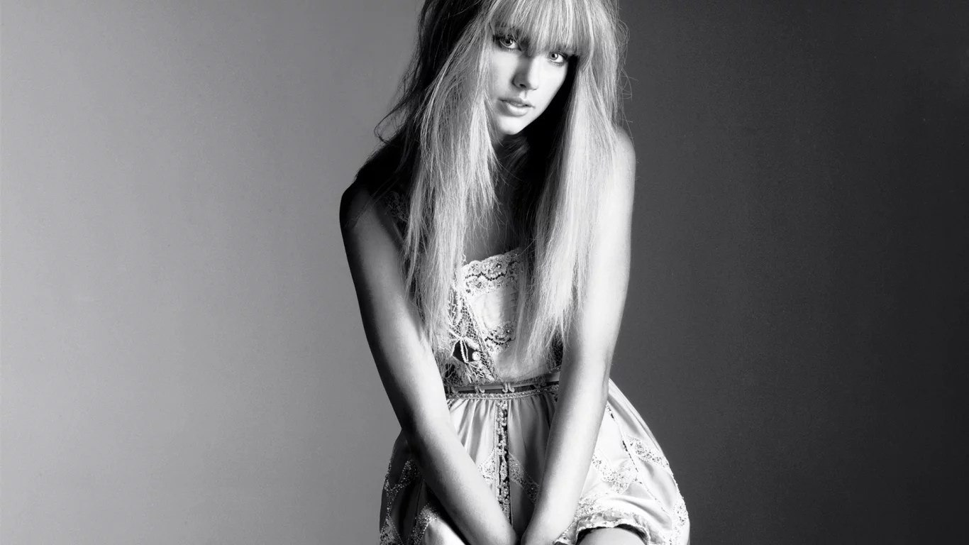 фото, взгляд, taylor swift, чб, девушка
