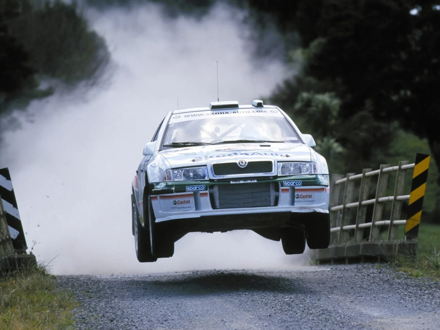 wrc, skoda, дорога, пыль, полёт, octavia