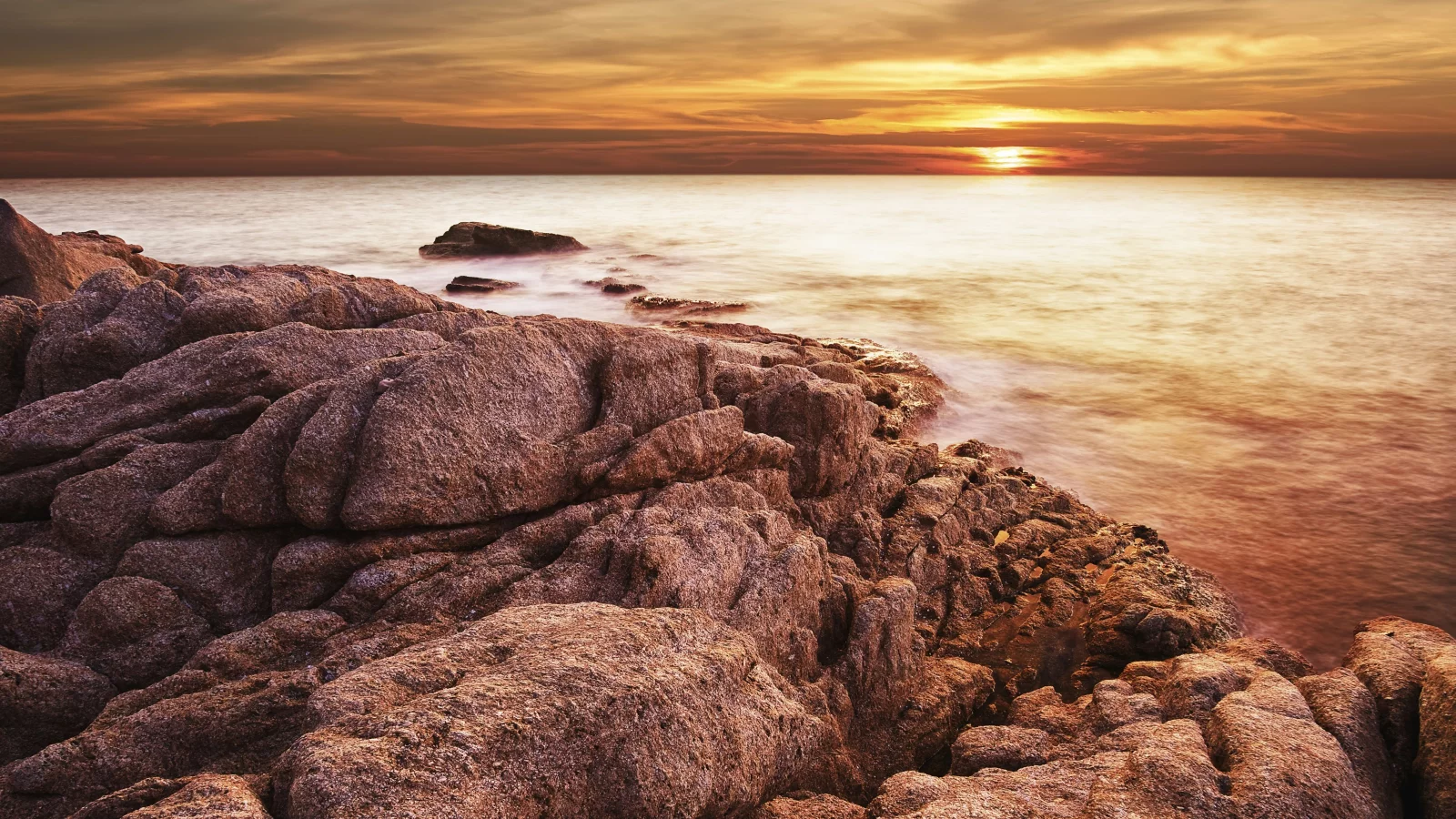 небо, яркое, море, облака, пейзаж, солнце, сумерки, mystery nature, perfect scenery, dusk, seascape, красивый, ocean rock, горизонт, seacoast clouds, horizon, закат, sunset