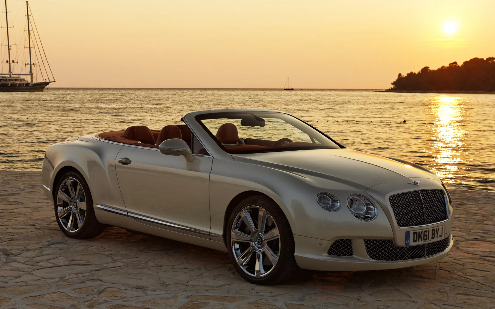 кабриолет, вода, continental, бентли, bentley, континентал, парусник, закат, гтц, закат, яхта, берег, солнце, небо, gtc