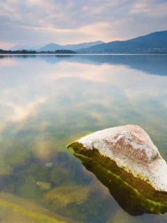 пейзаж, shallow, nature, reflection, sky, water, небо, мель, горы, landscape, камни, clouds, облака, вода, природа, mountains, 2560x1600, река, river, rocks, отражение