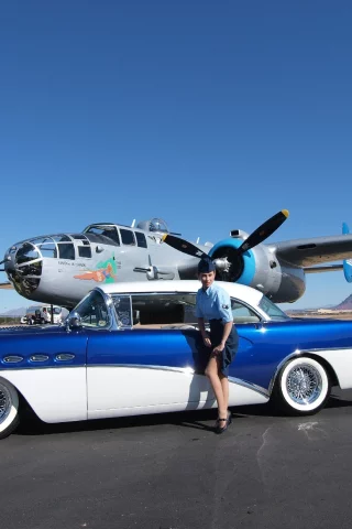 стюардесса, девушка, buick, аэродром, самолет