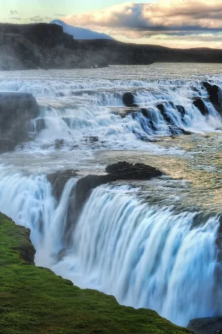 скалы, облака, трава, брызги, водопад