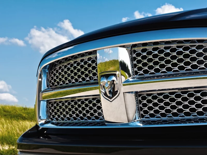 лэрэмайн лонгхорн, логотип, эмблема, dodge, рам, небо, laramie longhorn, гриль, ram, додж, передок, grille, emblem, значёк, решетка радиатора