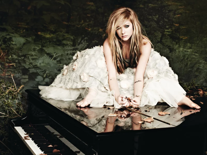 avril lavigne, аврил лавин, goodbye lullaby, пианино