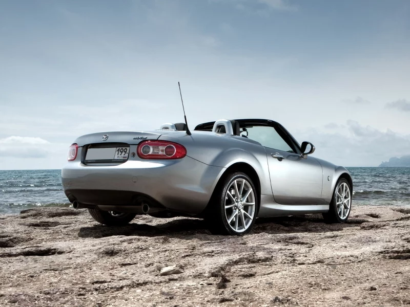 вода, mazda, скалистый берег, небо, roadster, мазда, mx-5, московский регион