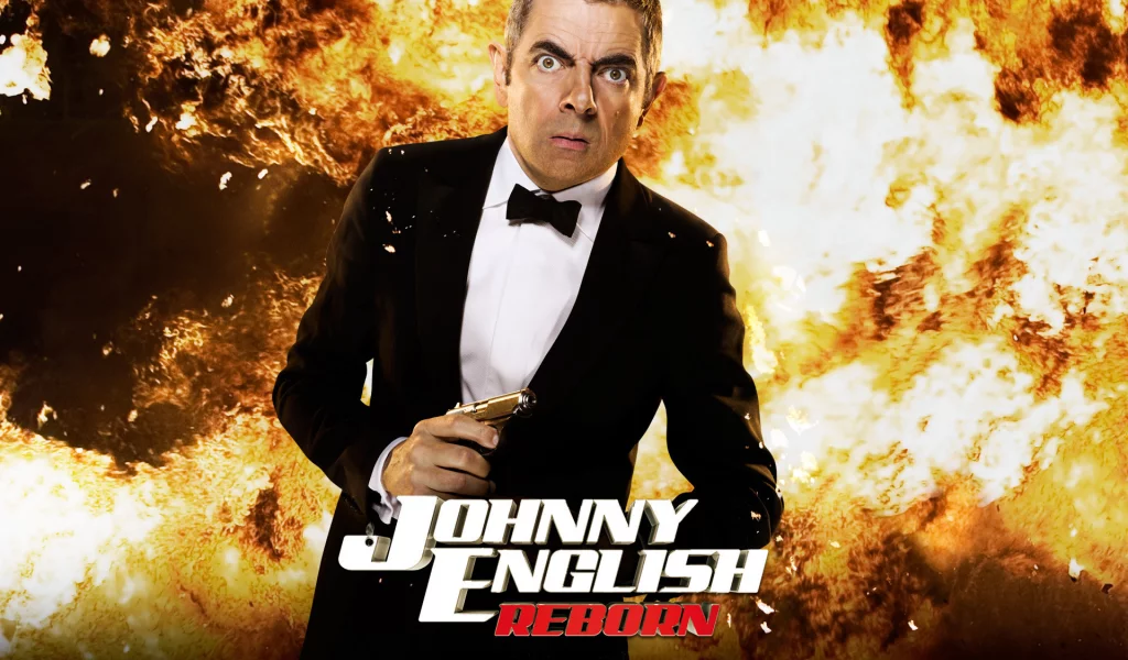 rowan atkinson, смокинг, роуэн аткинсон, johnny english reborn, пламя, пистолет, джонни инглиш перезагрузка