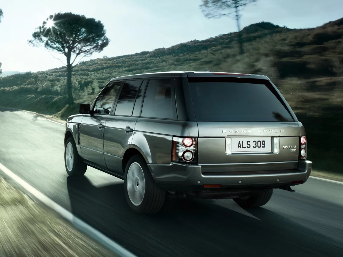 рэньж ровер, land rover, холм, внедорожник, vogue, tdv8, дерево, se, лэнд ровер, джип, люксовый, дорога, range rover