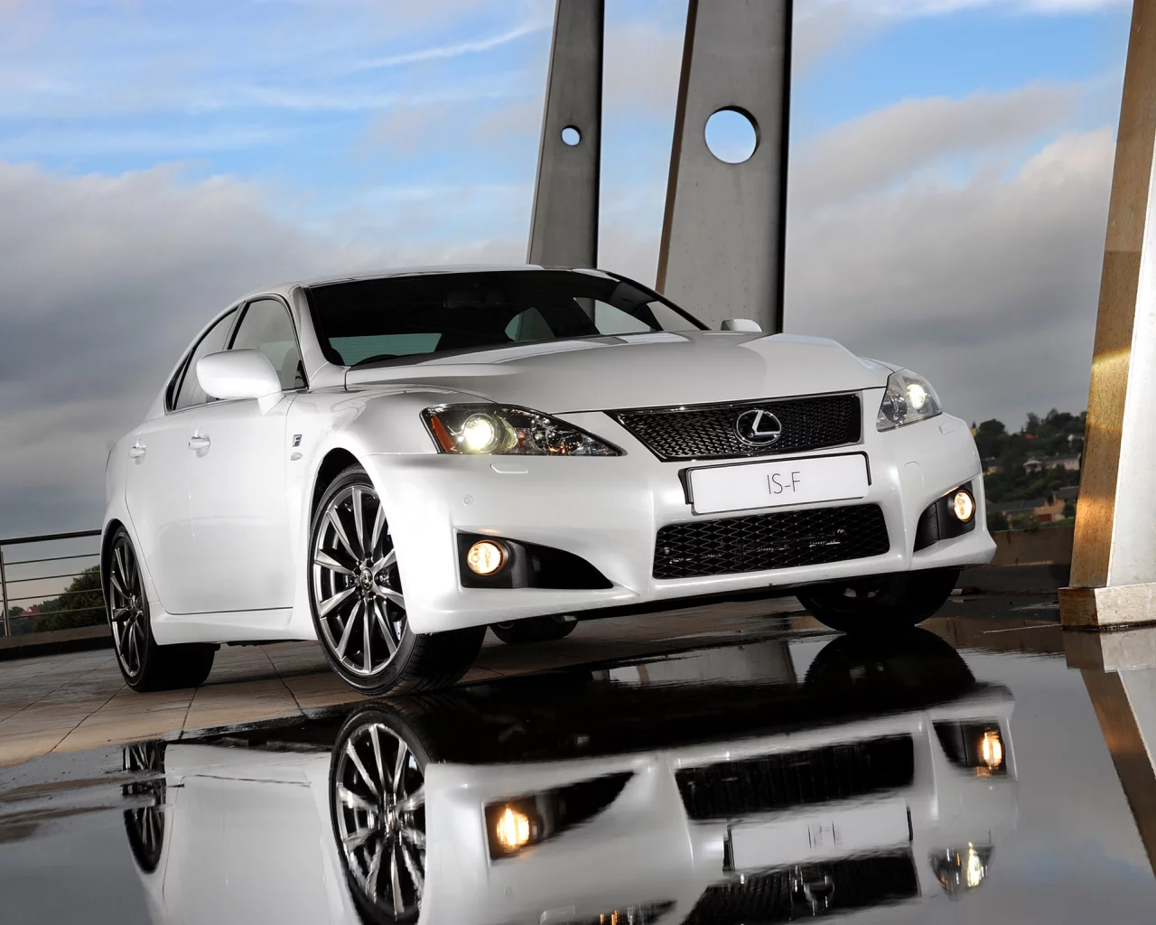 седан, небо, lexus, лужа, опоры, лексусис-ф, is-f, передок, белый, отражение