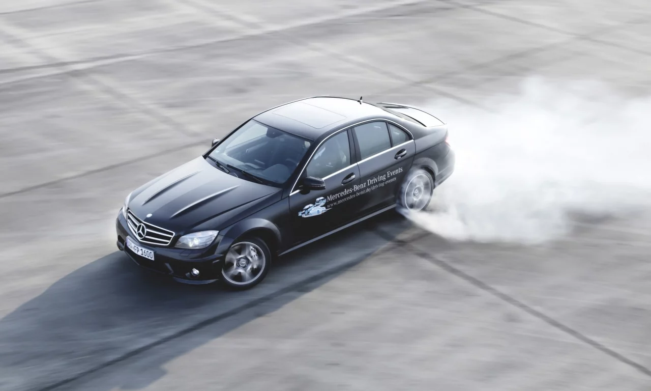 amg, c-class, mercedes-benz, жжет, чёрный, ц-класс, мерседес, дрифт, ц63, передок, амг, c63, дым, занос, седан