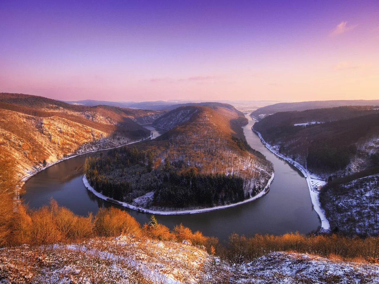 зима, река, змея