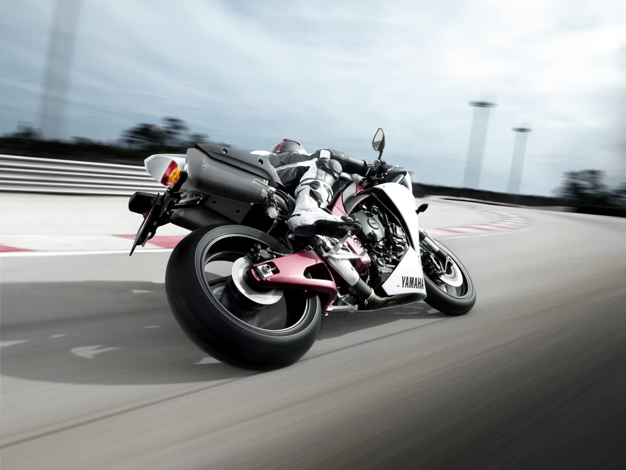 мотоцикл, yamaha, r1, обои, едет, гонщик, wallpaper, байк, ямаха, трасса, скорость